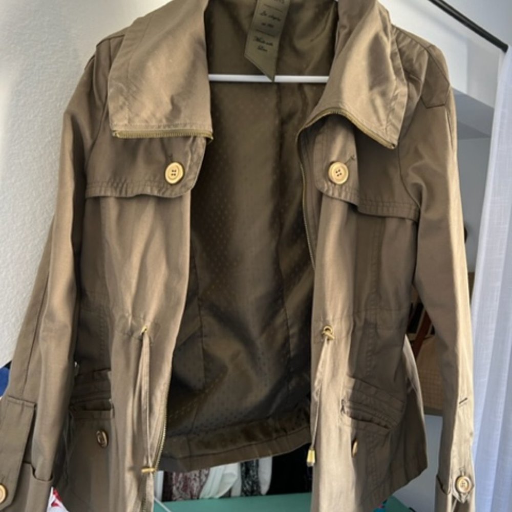 💫Guess Jacket💫Green